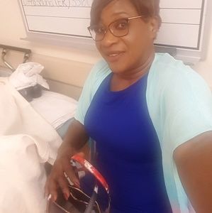 Meet your Posher, Josline